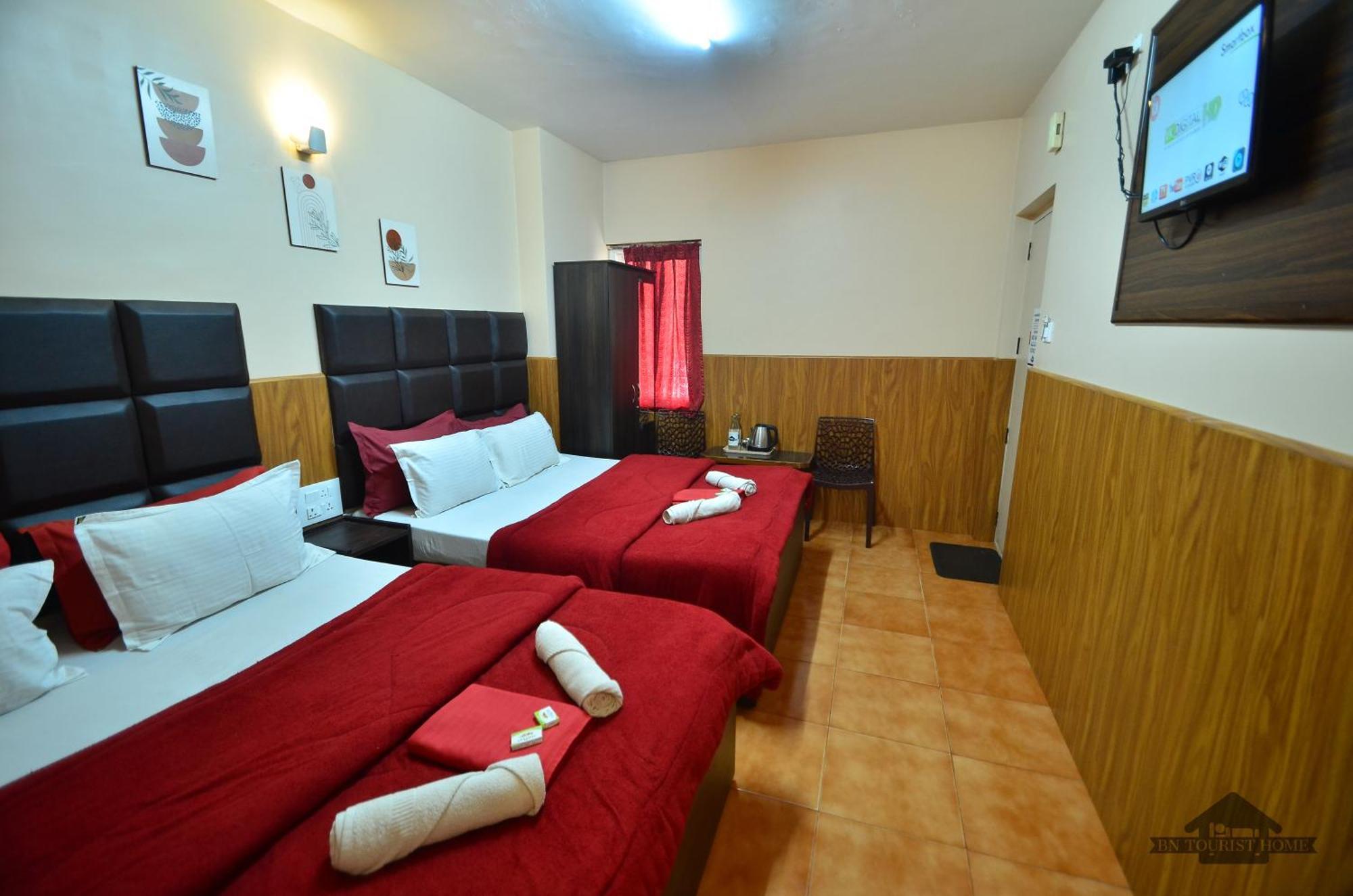 Bn Tourist Home Утакаманд Номер фото